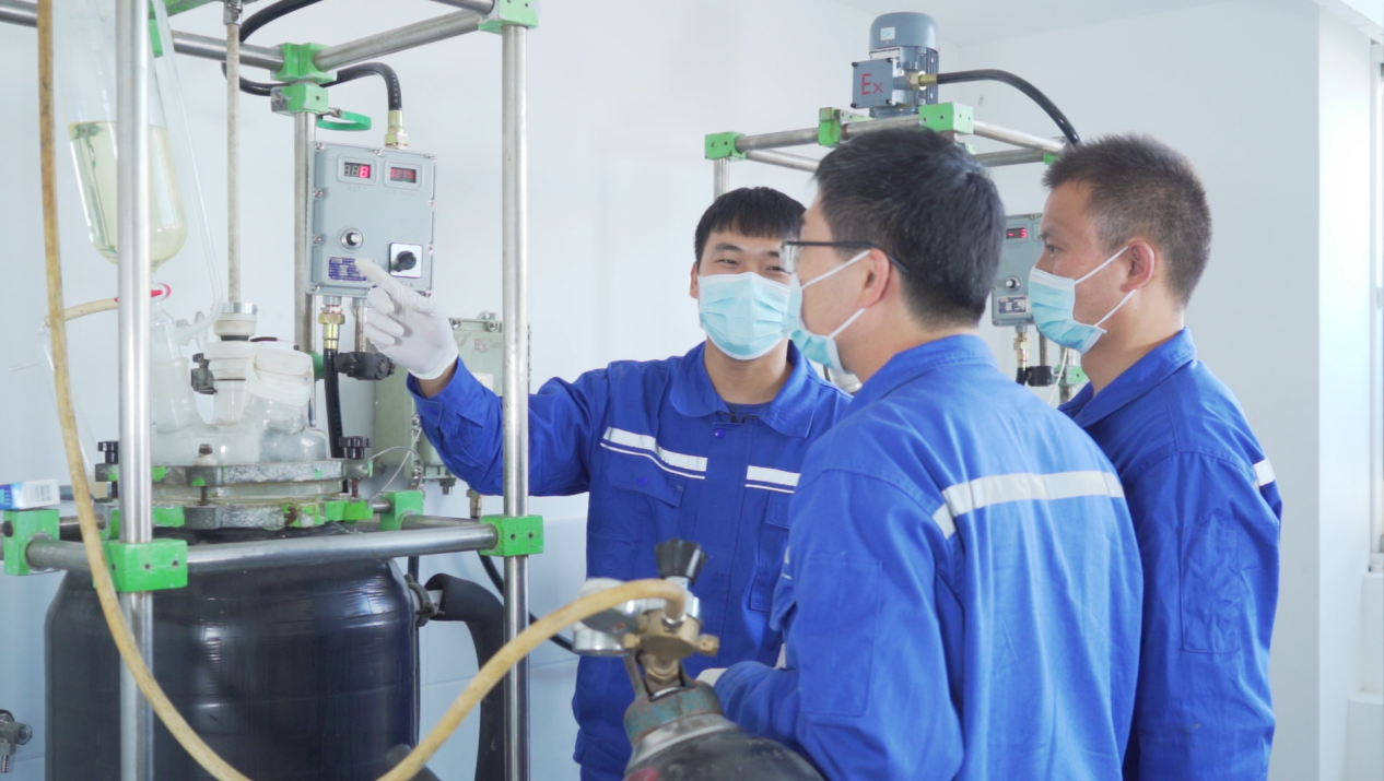 生產(chǎn)設(shè)備